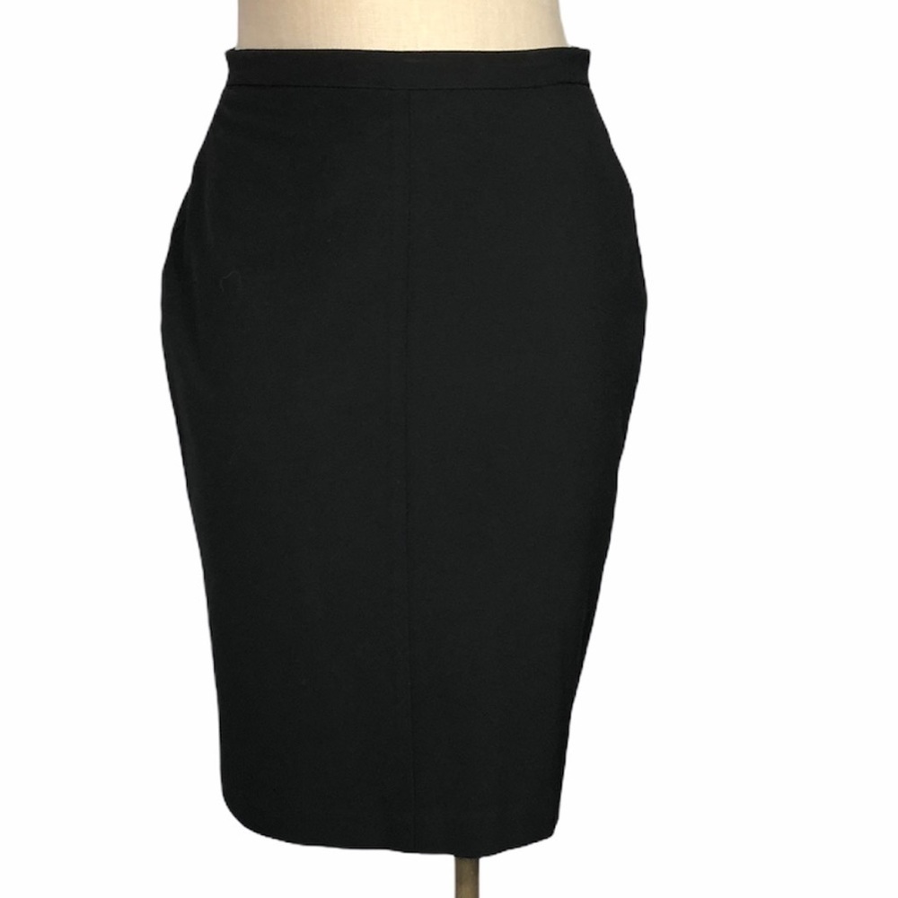 Old Navy Stretch Black Pencil Skirt Women’s size 4‎